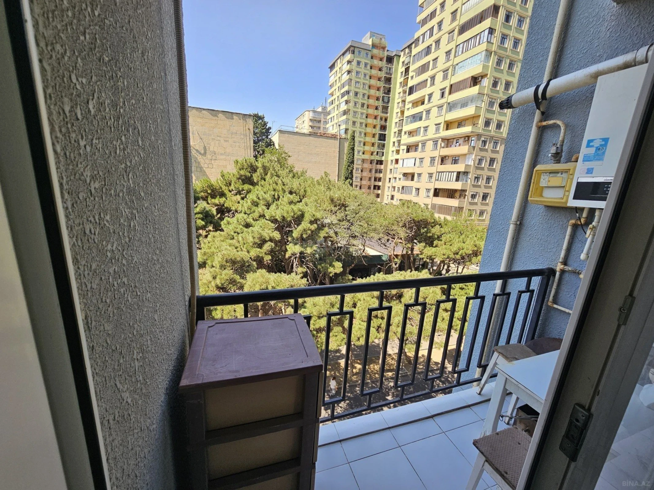 Satılır 3 otaqlı mənzil 97 m²
