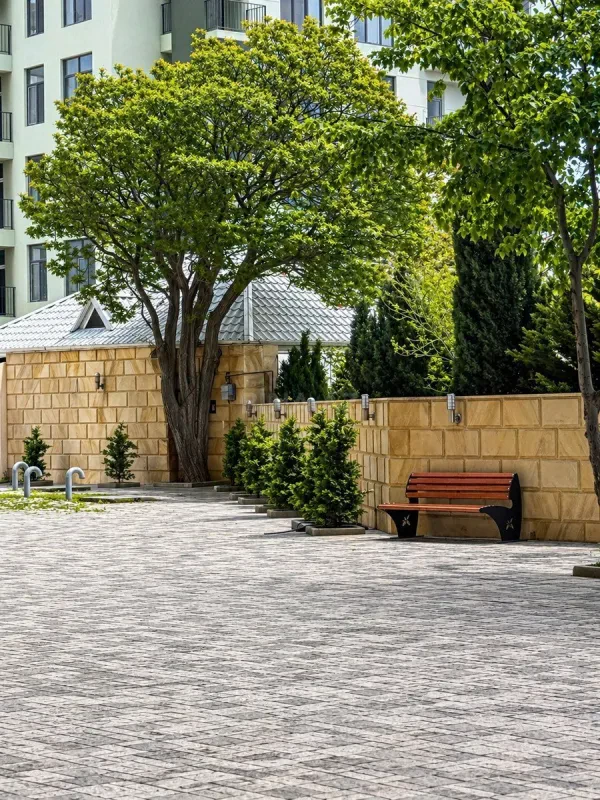 Satılır 2 otaqlı mənzil 74 m²