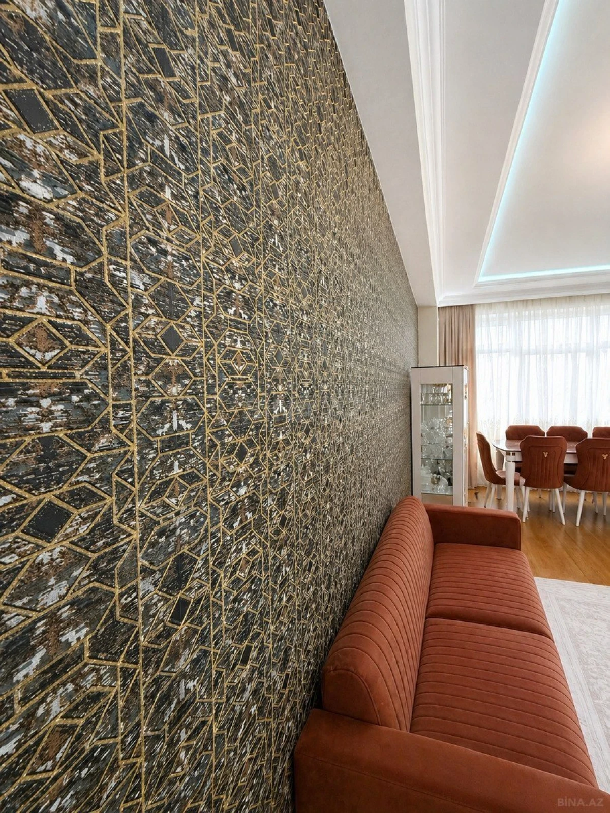 Satılır 2 otaqlı mənzil 74 m²