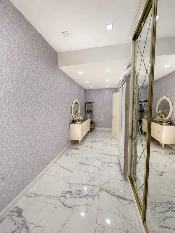 Satılır 2 otaqlı mənzil 74 m²