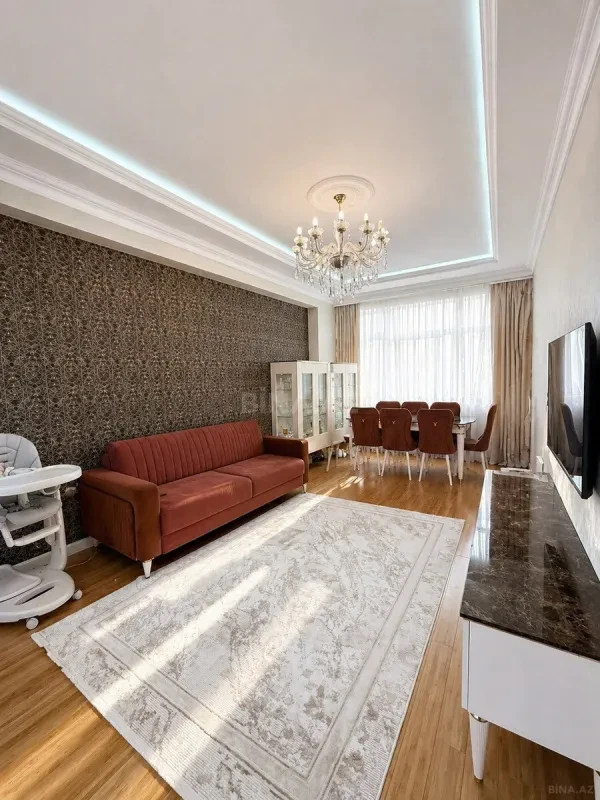 Satılır 2 otaqlı mənzil 74 m²