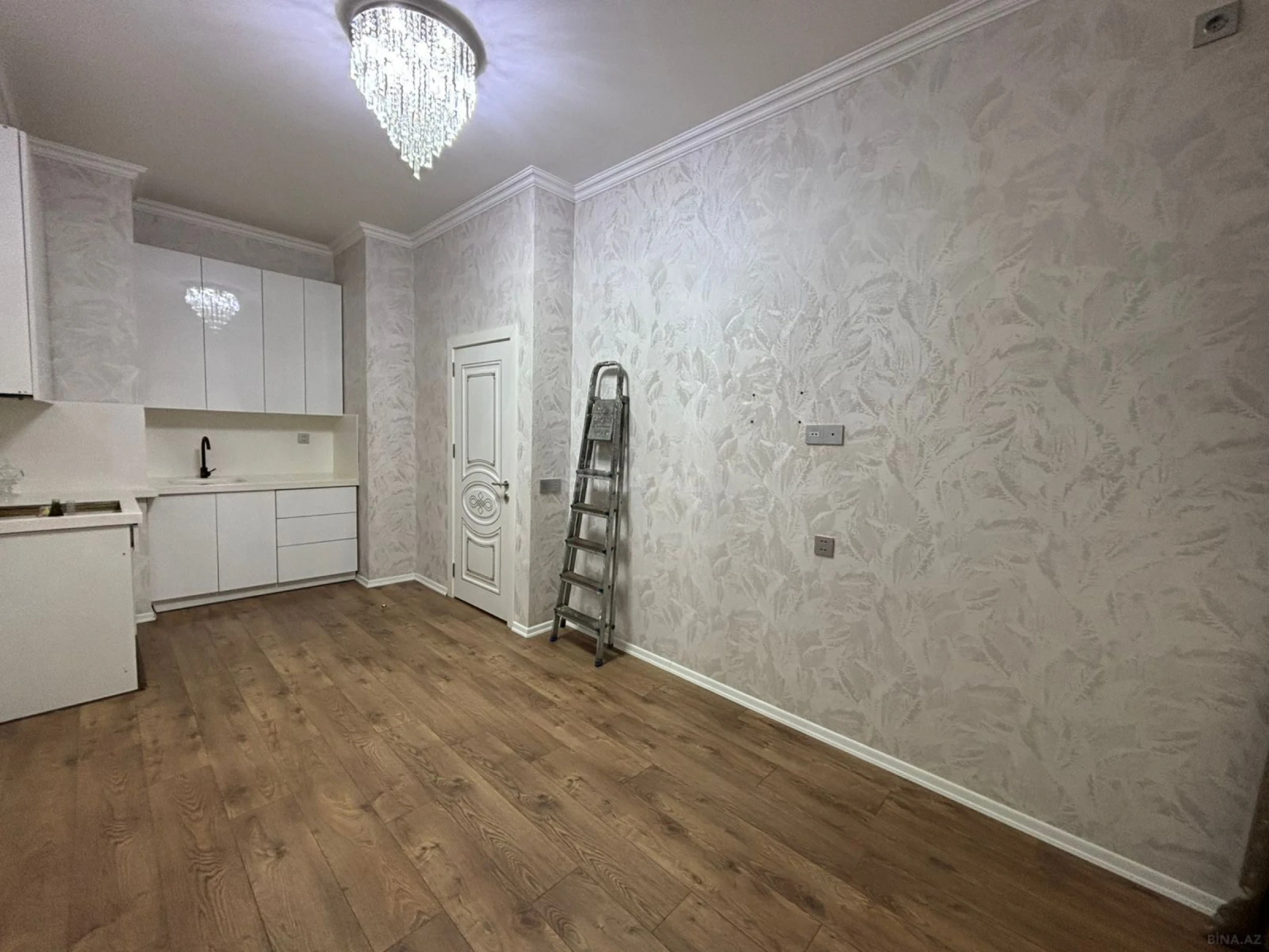 Kirayə verilir 2 otaqlı mənzil 40 m²
