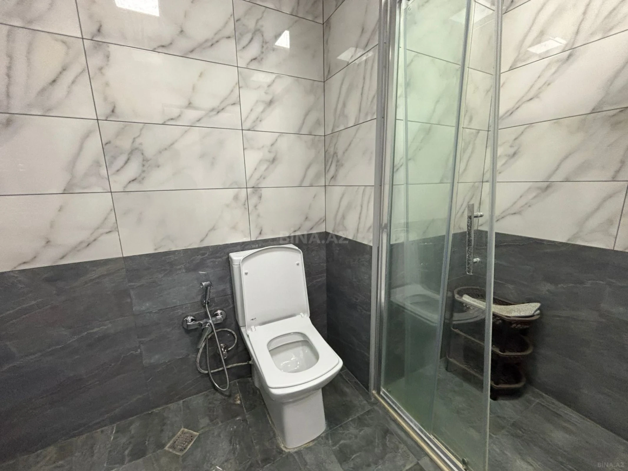 Kirayə verilir 2 otaqlı mənzil 40 m²