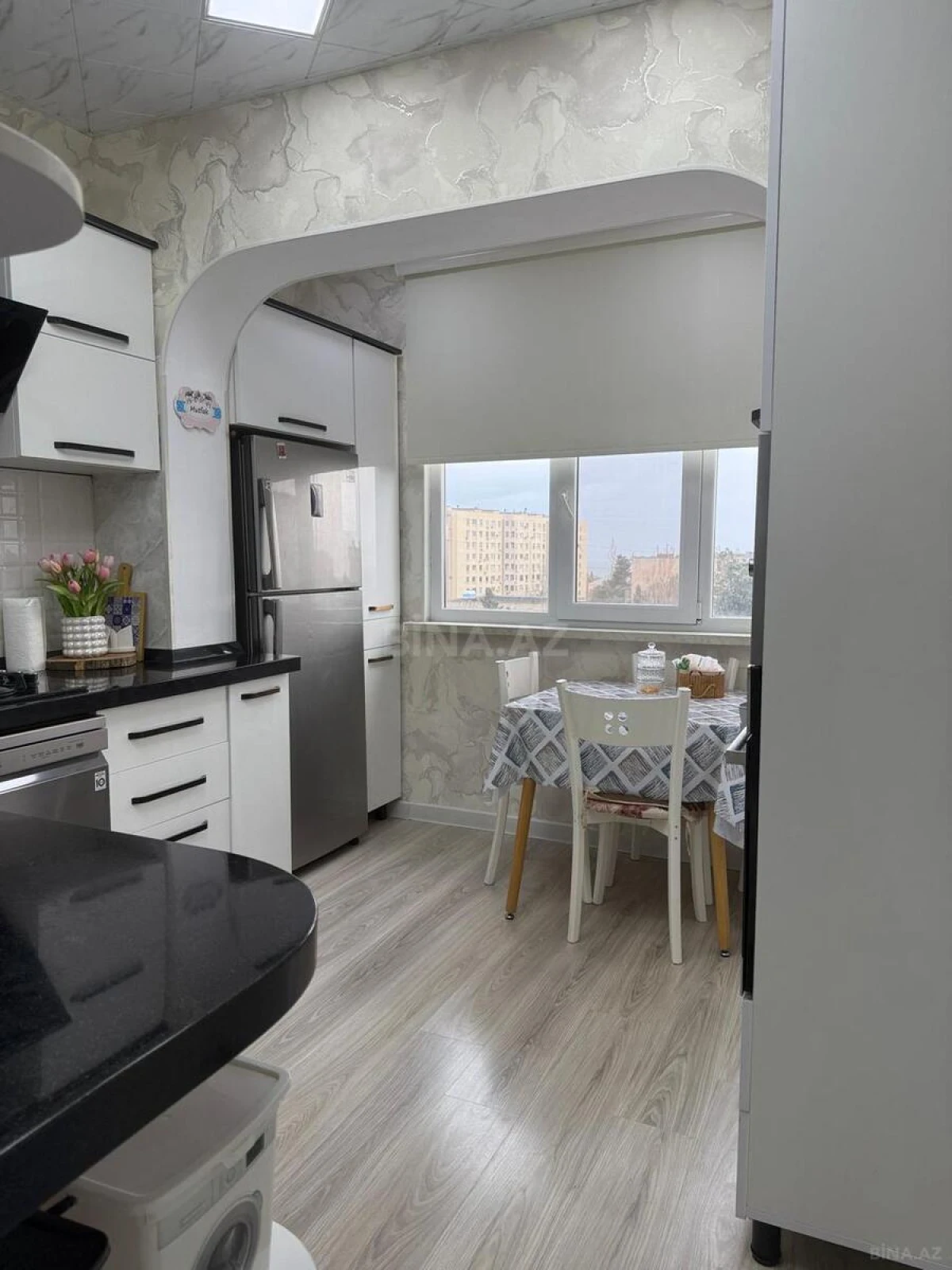 Satılır 2 otaqlı mənzil 68 m²