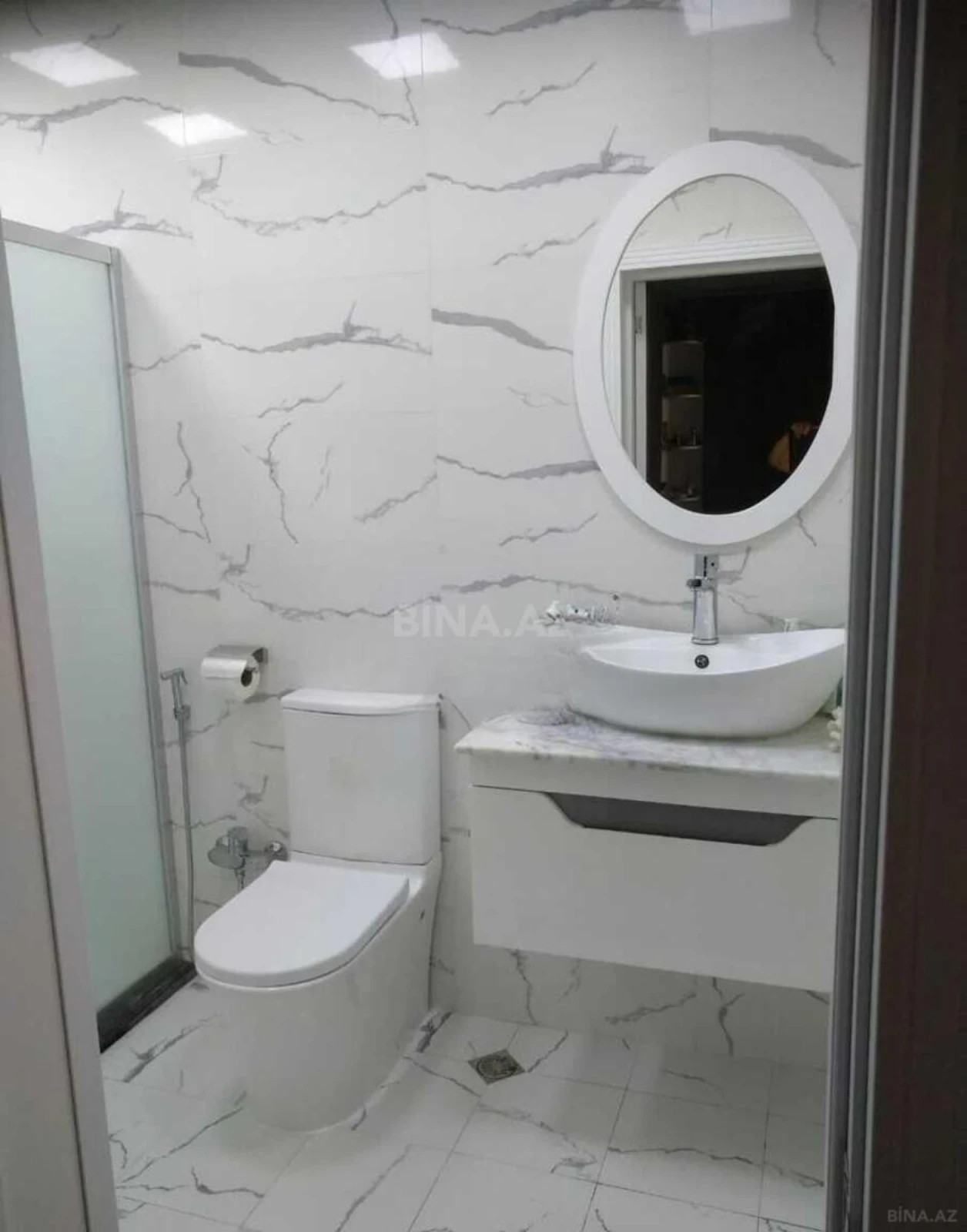 Satılır 3 otaqlı mənzil 103 m²