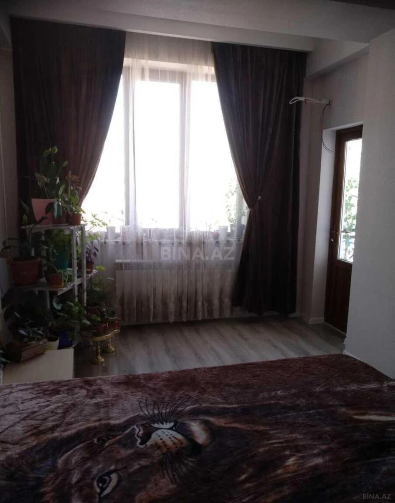 Satılır 3 otaqlı mənzil 103 m²