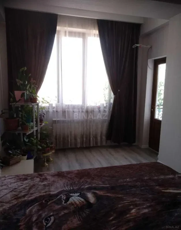 Satılır 3 otaqlı mənzil 103 m²
