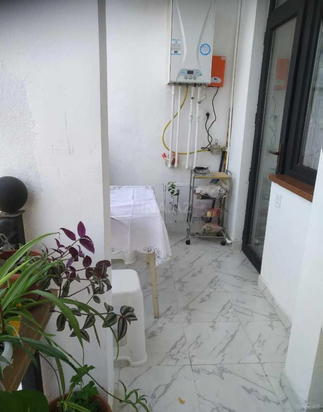 Satılır 3 otaqlı mənzil 103 m²