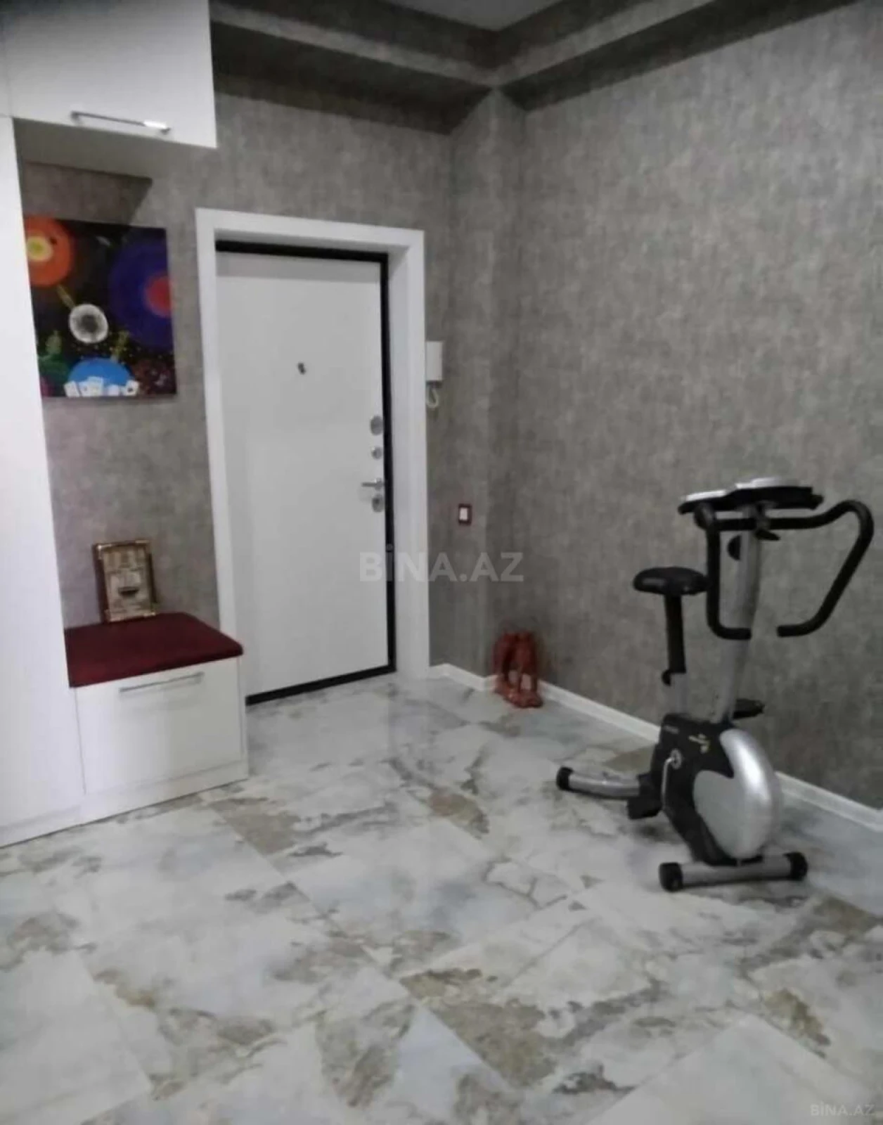 Satılır 3 otaqlı mənzil 103 m²