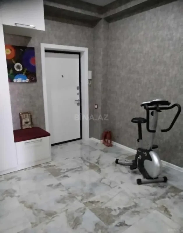 Satılır 3 otaqlı mənzil 103 m²