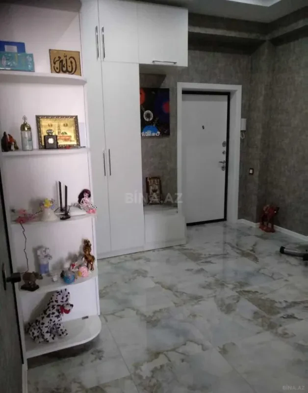 Satılır 3 otaqlı mənzil 103 m²