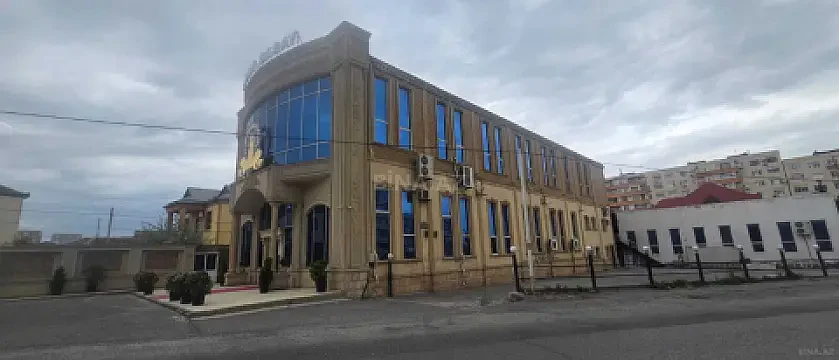 Satılır obyekt 1048.2 m²