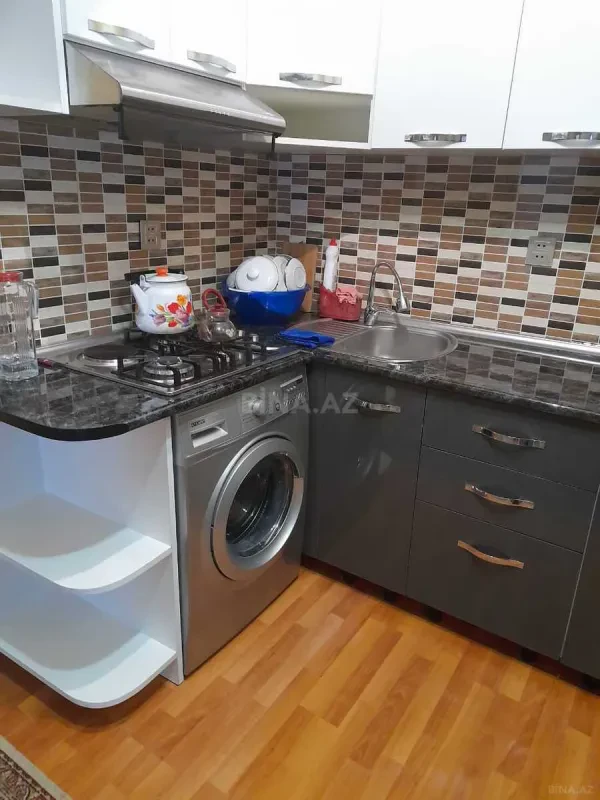 Kirayə verilir 3 otaqlı mənzil 103 m²