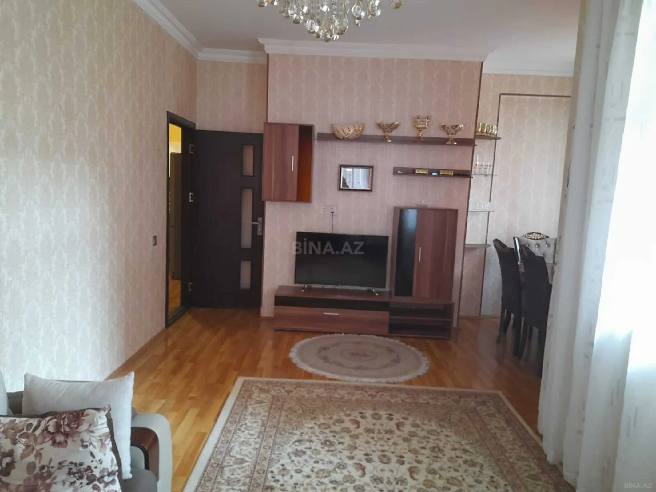 Kirayə verilir 3 otaqlı mənzil 103 m²