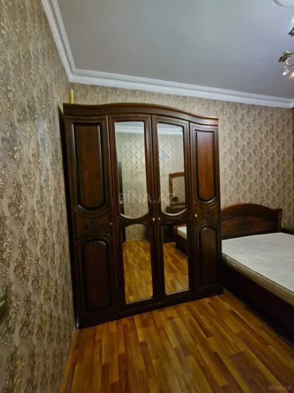 Kirayə verilir 3 otaqlı mənzil 103 m²