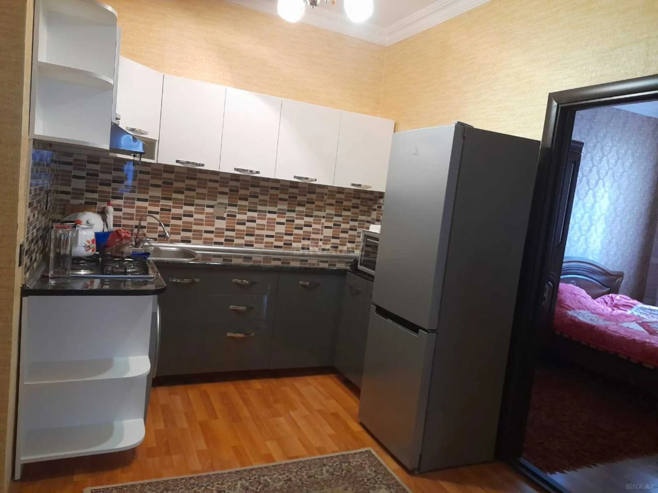 Kirayə verilir 3 otaqlı mənzil 103 m²