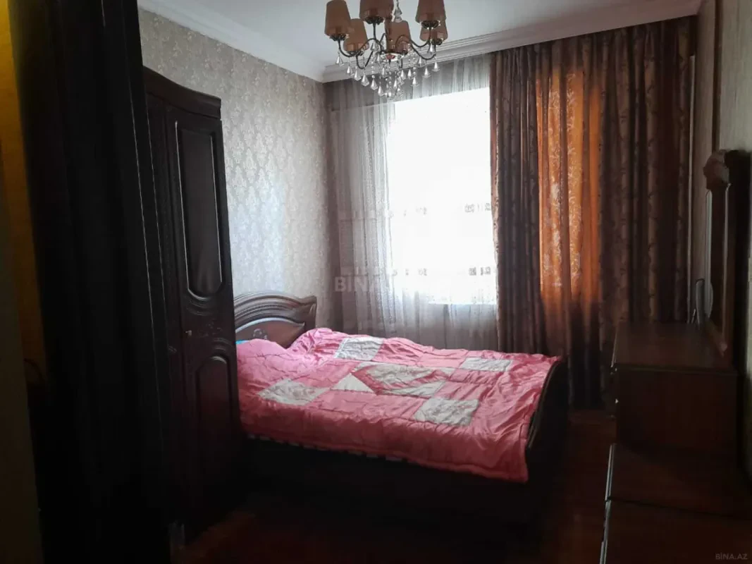 Kirayə verilir 3 otaqlı mənzil 103 m²