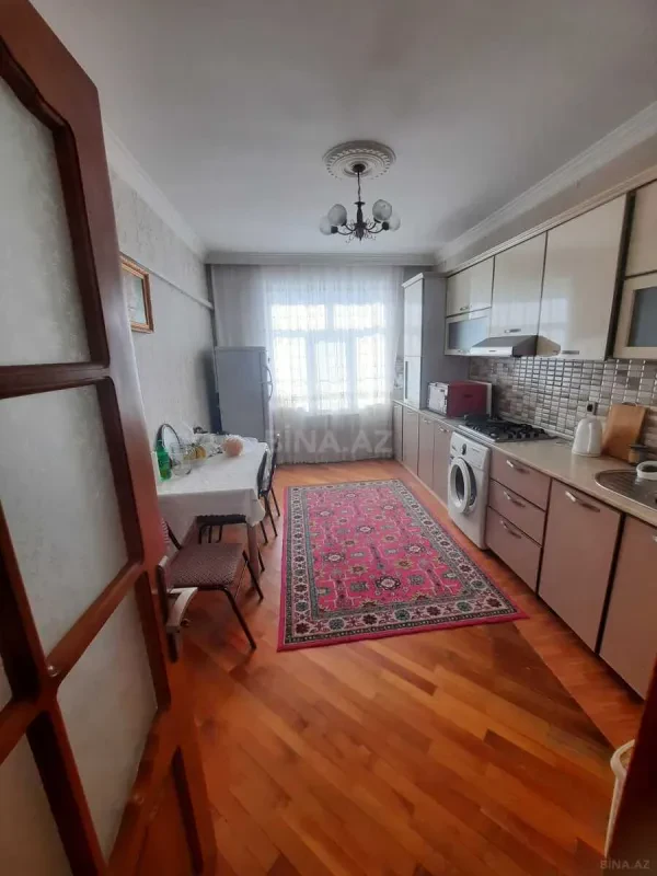Satılır 3 otaqlı mənzil 100 m²