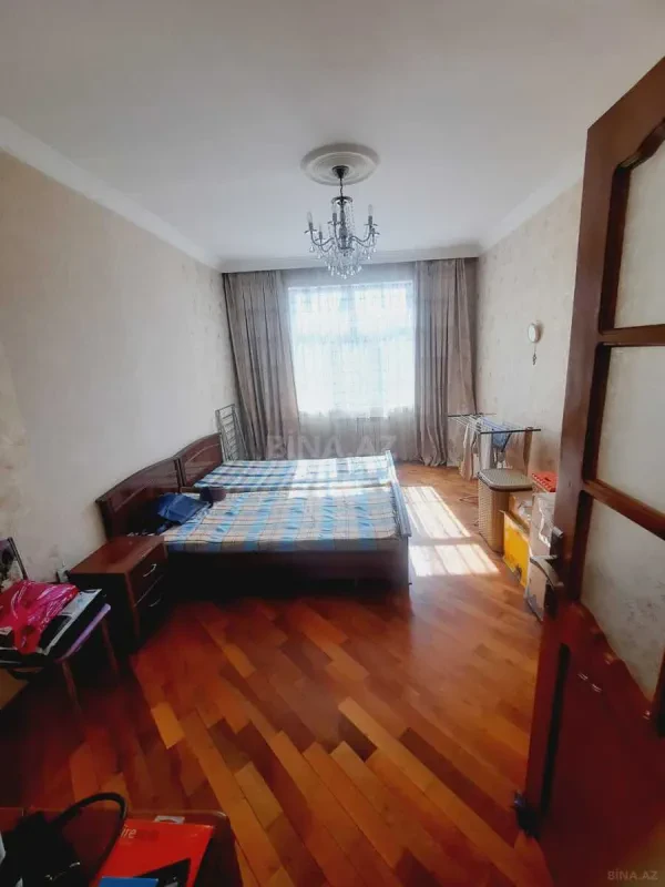 Satılır 3 otaqlı mənzil 100 m²