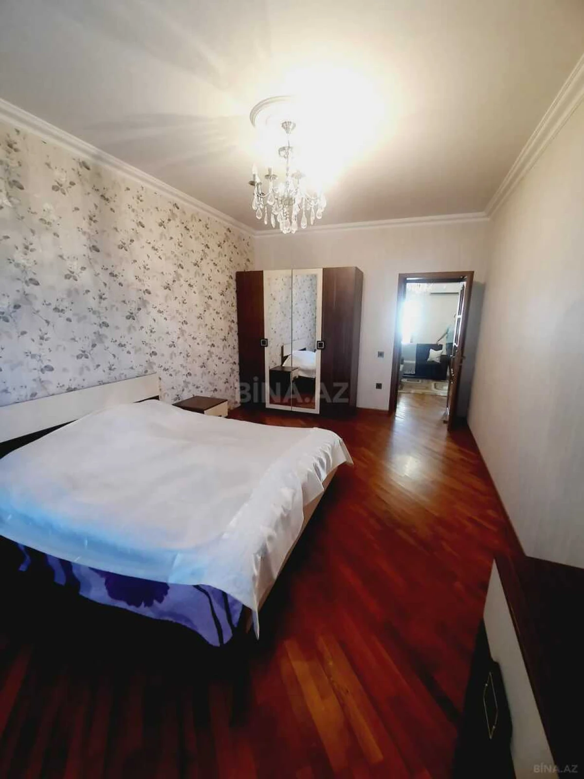 Satılır 3 otaqlı mənzil 100 m²