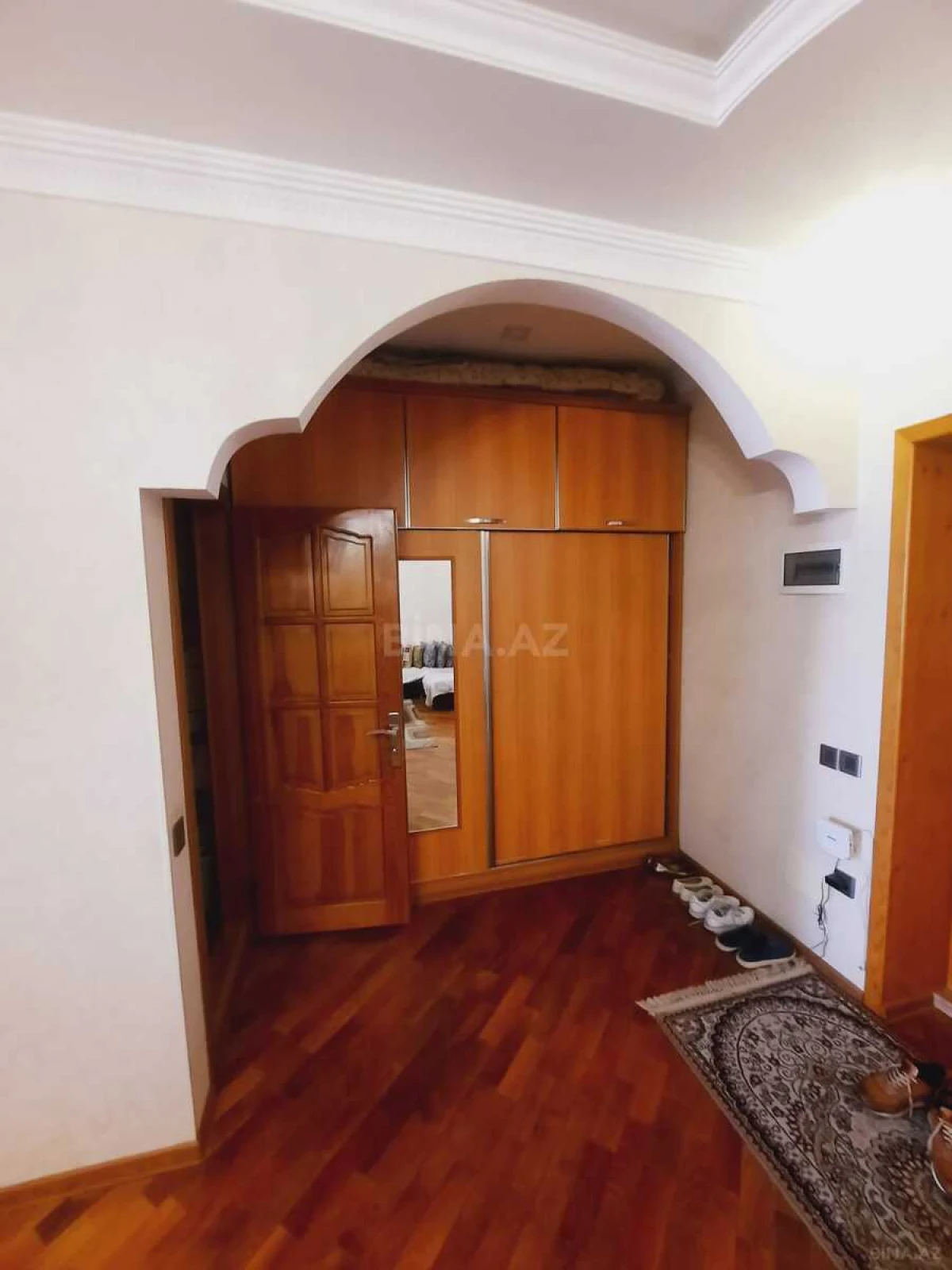 Satılır 3 otaqlı mənzil 100 m²