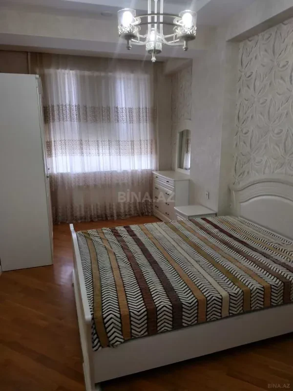 Kirayə verilir 2 otaqlı mənzil 50 m²