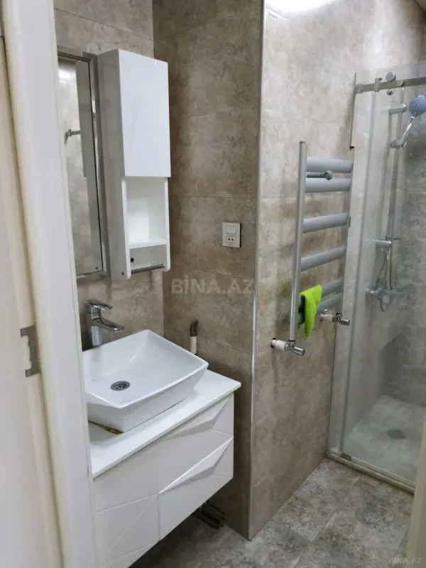 Kirayə verilir 2 otaqlı mənzil 50 m²