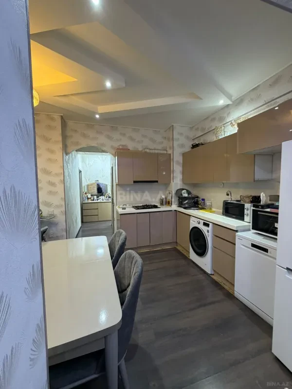 Satılır 2 otaqlı mənzil 52 m²