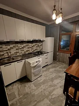 Kirayə verilir 3 otaqlı mənzil 80 m²