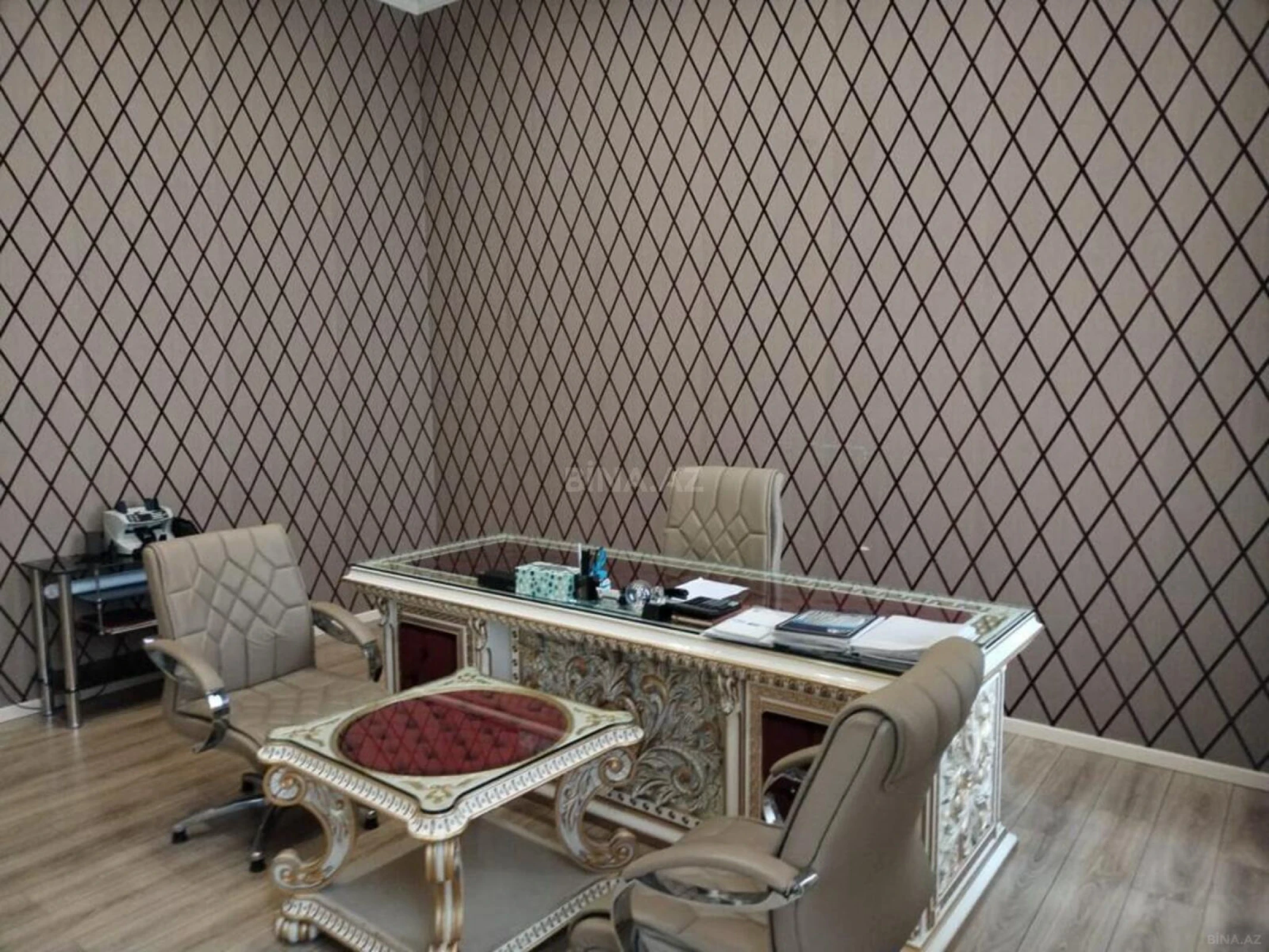 Kirayə verilir 3 otaqlı ofis 100 m²