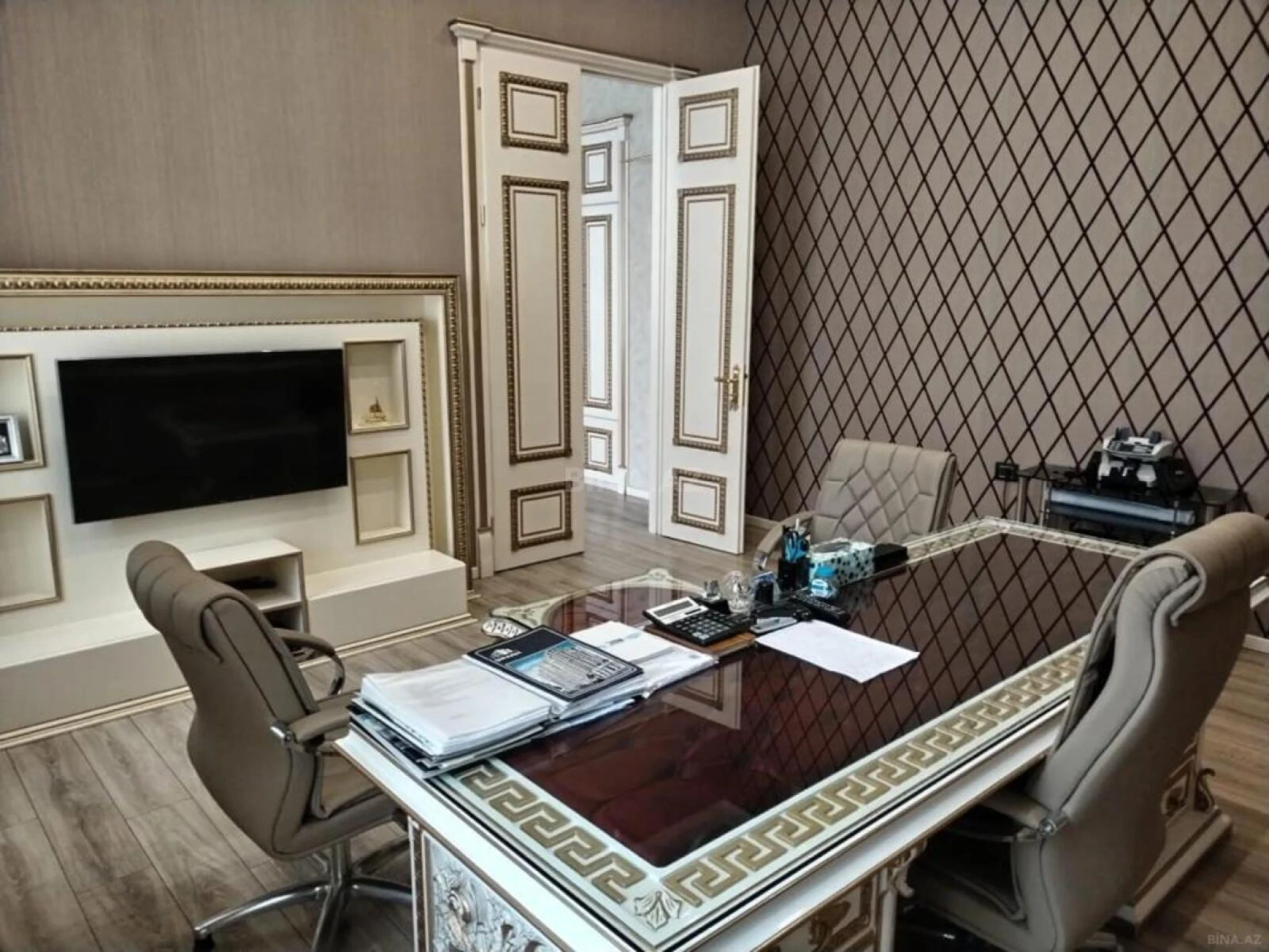 Kirayə verilir 3 otaqlı ofis 100 m²