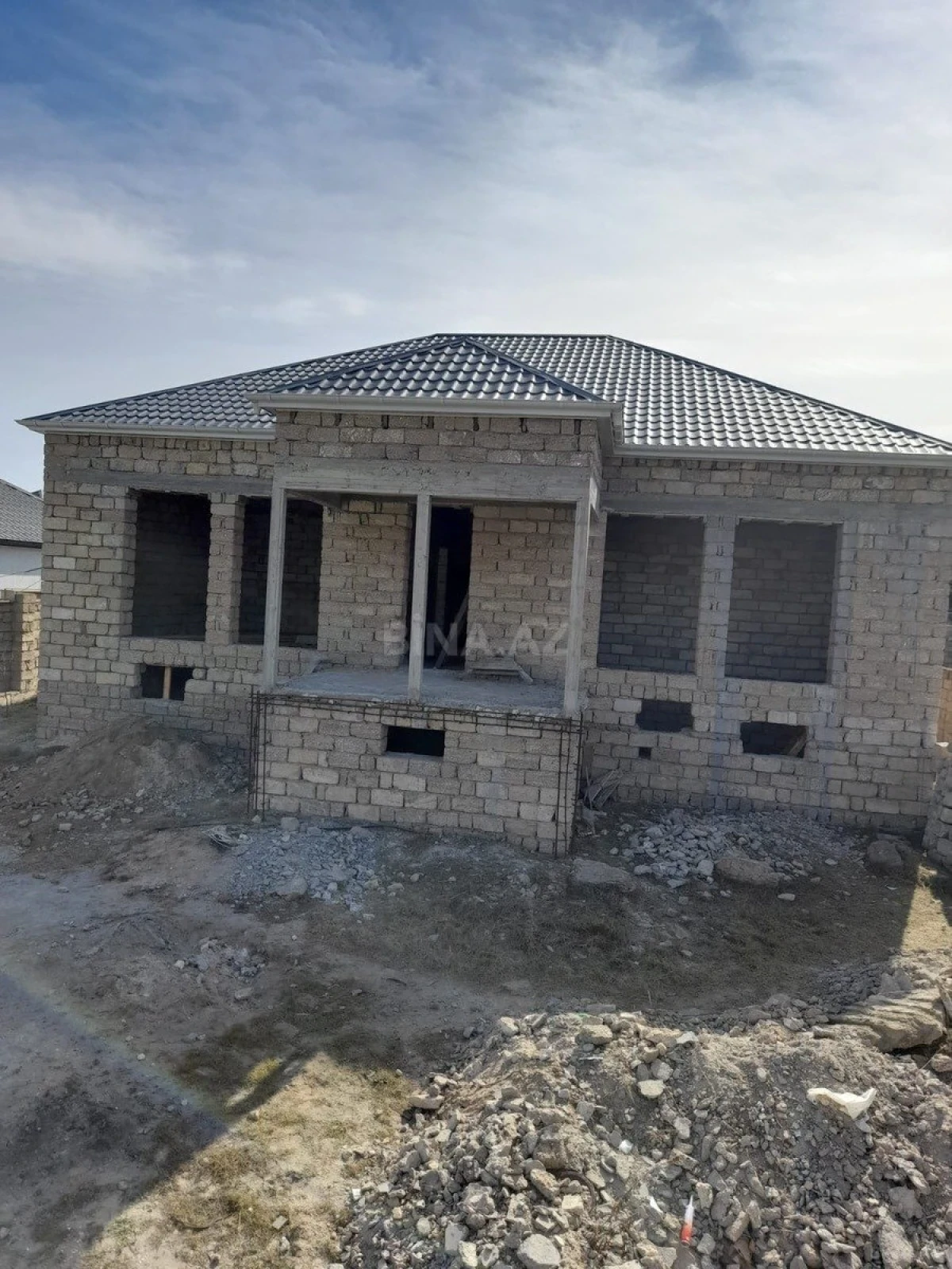 Satılır 4 otaqlı həyət evi 157 m²