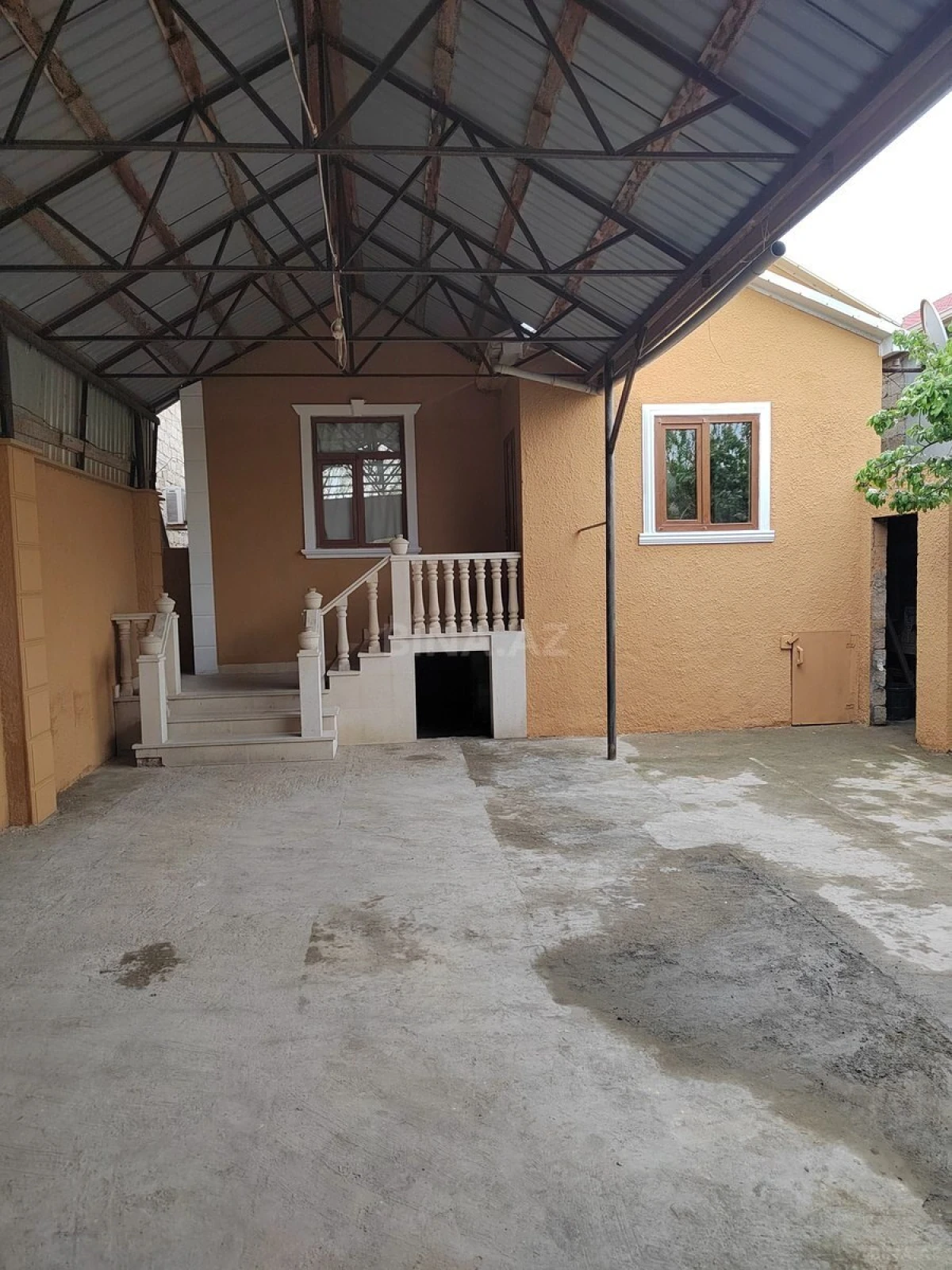 Satılır 3 otaqlı həyət evi 100 m²