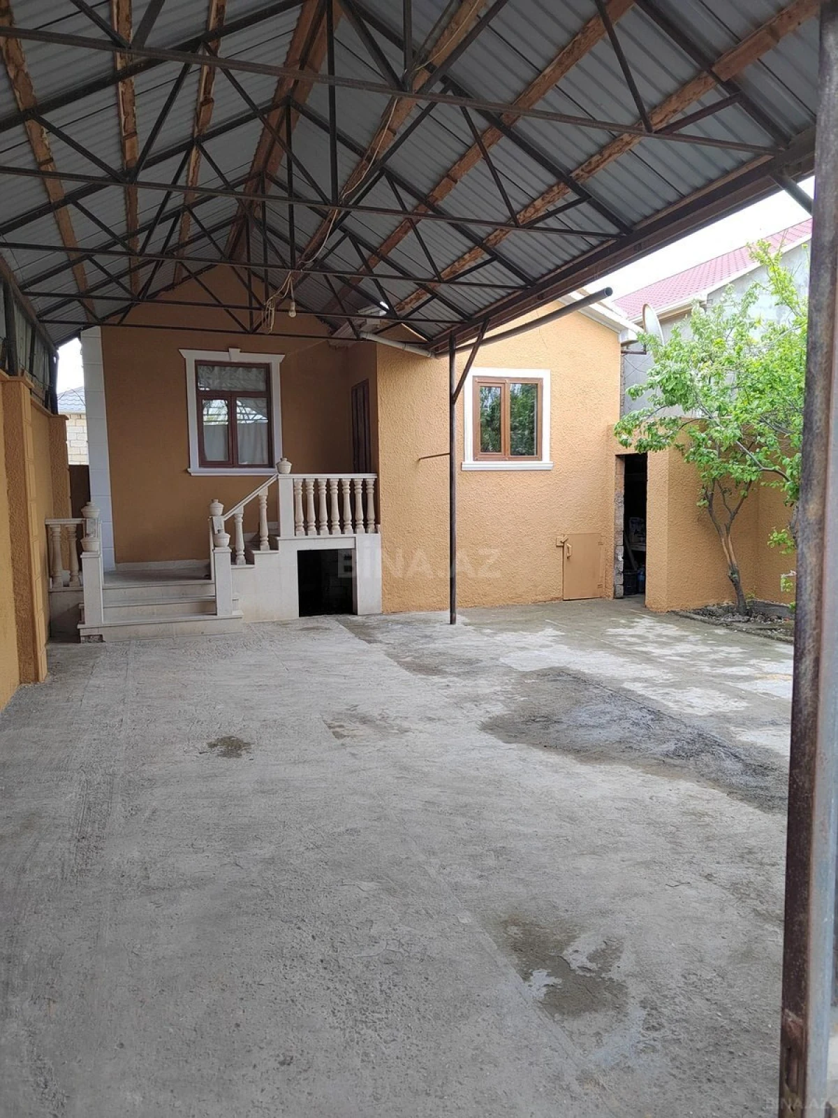 Satılır 3 otaqlı həyət evi 100 m²