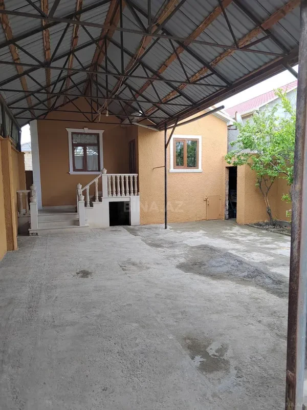 Satılır 3 otaqlı həyət evi 100 m²