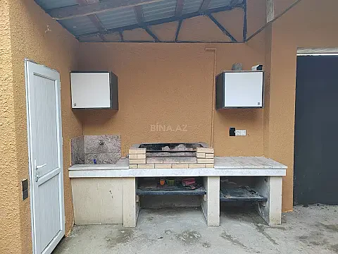 Satılır 3 otaqlı həyət evi 100 m²