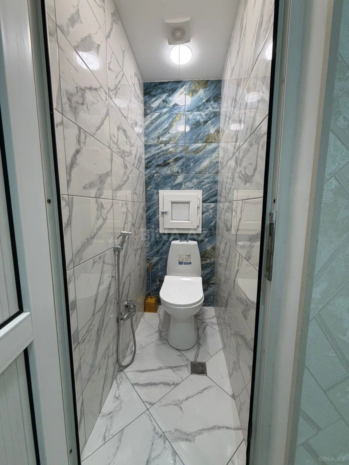 Satılır 2 otaqlı mənzil 65 m²