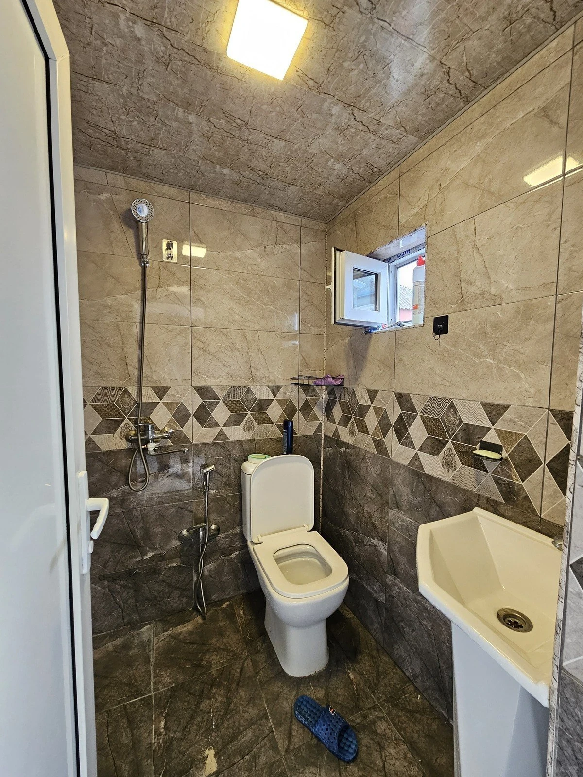 Satılır 2 otaqlı həyət evi 45 m²