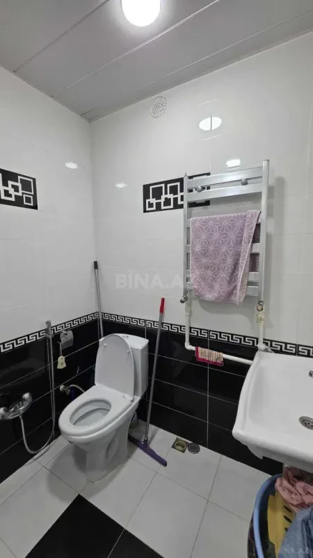 Satılır 2 otaqlı mənzil 65 m²