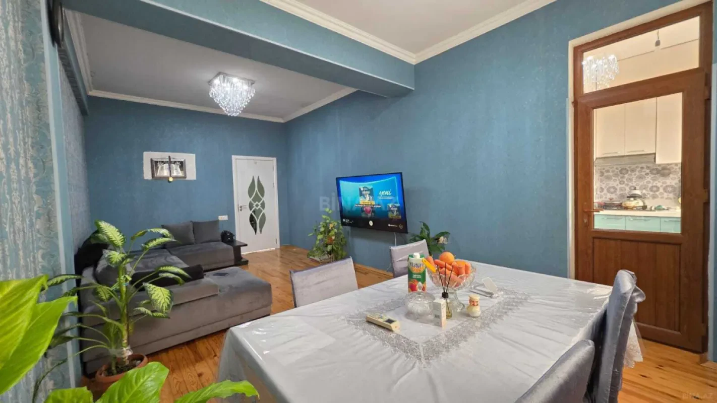 Satılır 2 otaqlı mənzil 65 m²