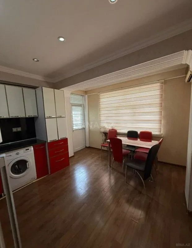 Kirayə verilir 3 otaqlı mənzil 100 m²