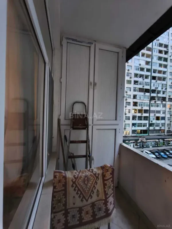 Satılır 3 otaqlı mənzil 110 m²