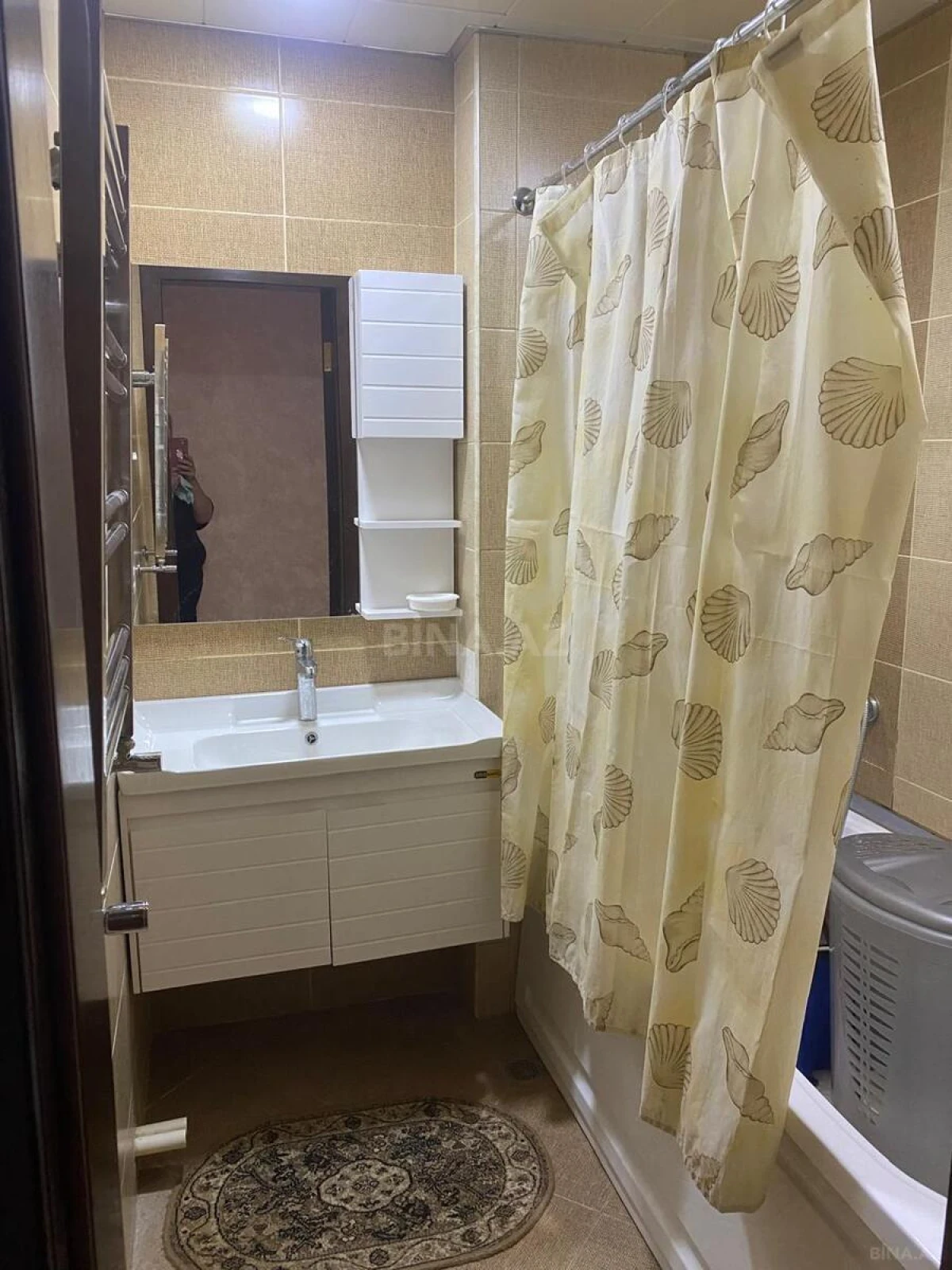 Satılır 3 otaqlı mənzil 120 m²