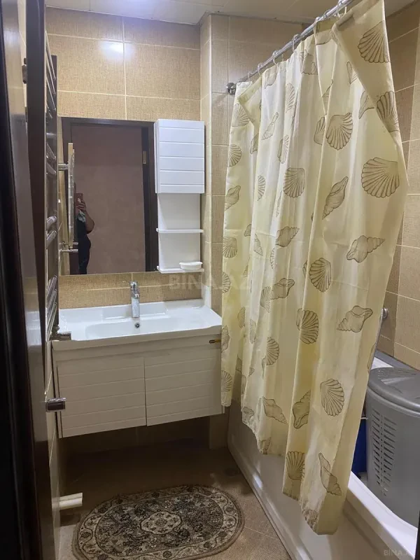 Satılır 3 otaqlı mənzil 120 m²