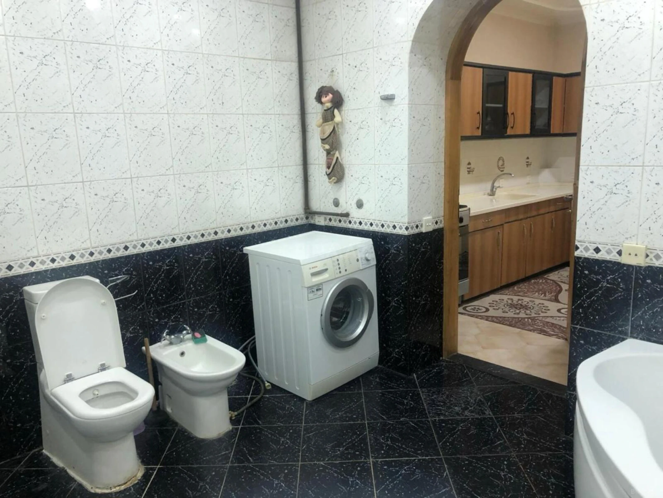 Satılır 4 otaqlı mənzil 115 m²