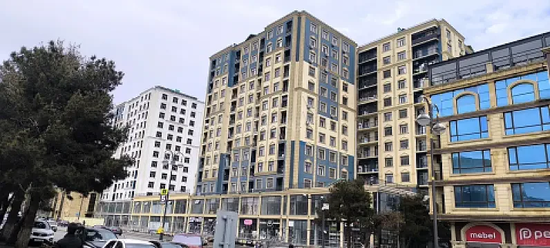 Satılır 2 otaqlı mənzil 72.7 m² — Bakı, İnşaatçılar 2 otaq 72.70 m²