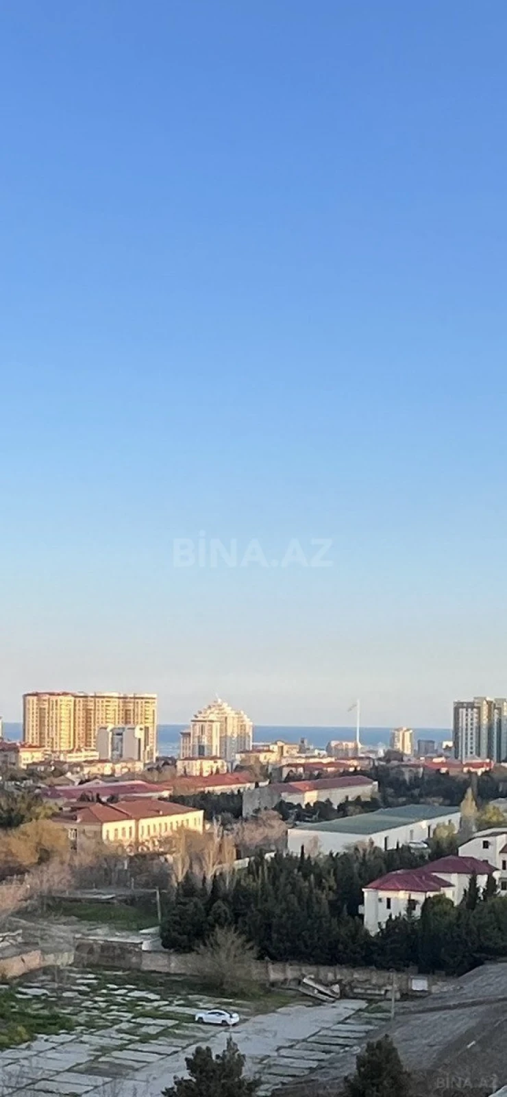 Satılır 2 otaqlı mənzil 97 m²