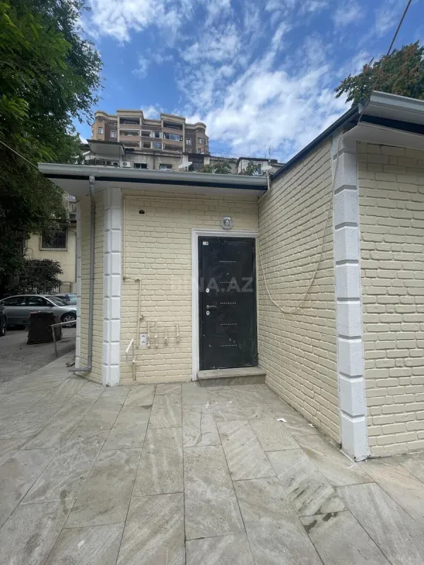 Satılır 1 otaqlı həyət evi 30 m²