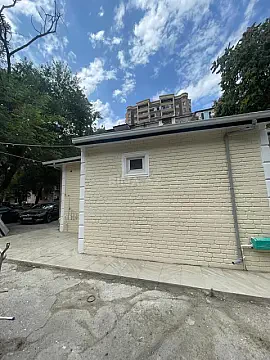 Satılır 1 otaqlı həyət evi 30 m²