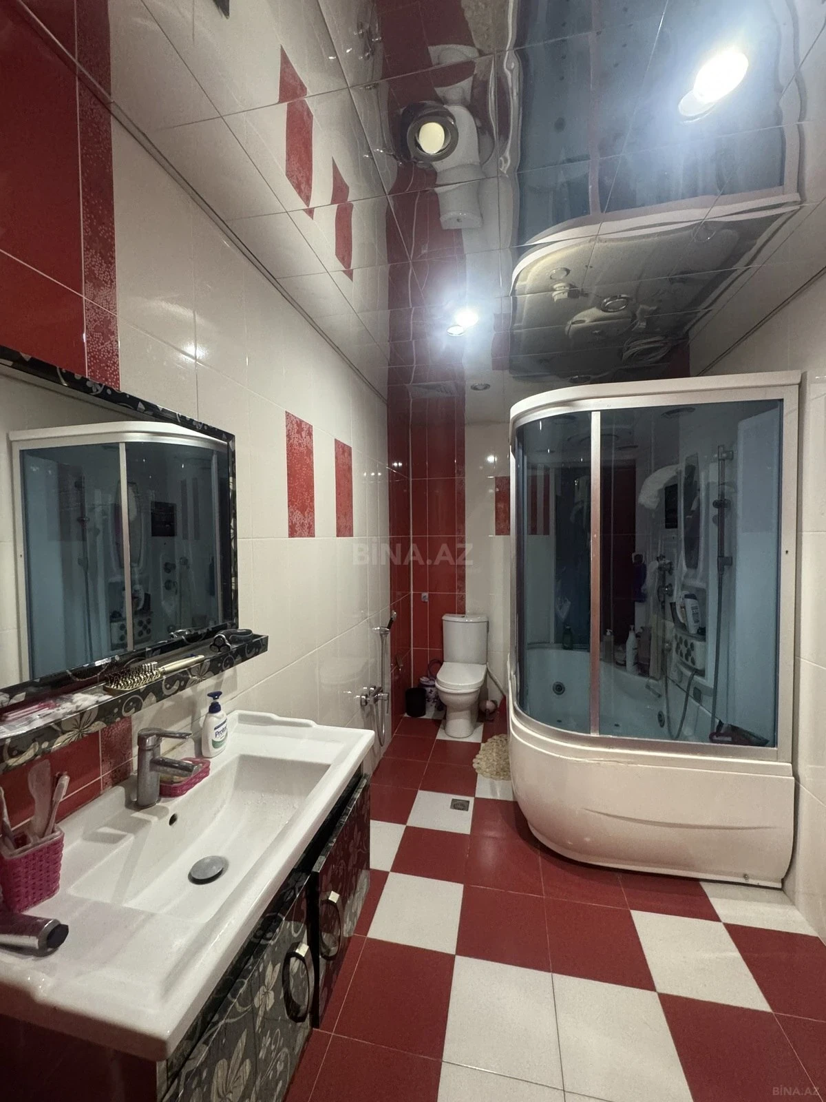 Satılır 3 otaqlı mənzil 125 m²